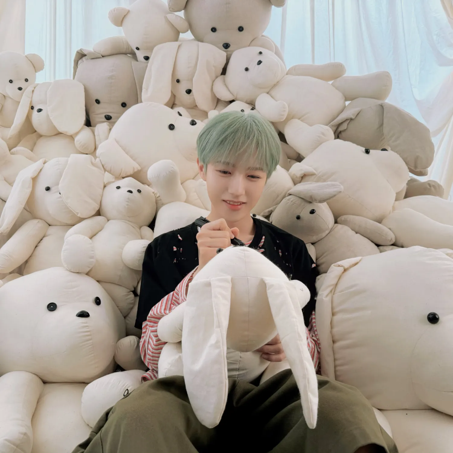 Behind-the-scenes cut of Renjun (NCT DREAM)