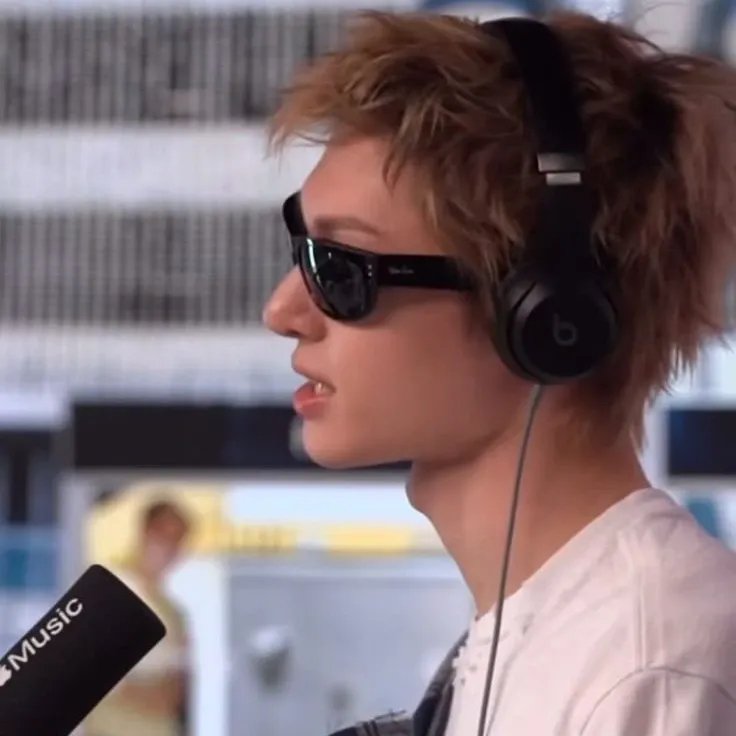 A moment captured by Martin (CORTIS)'s fan