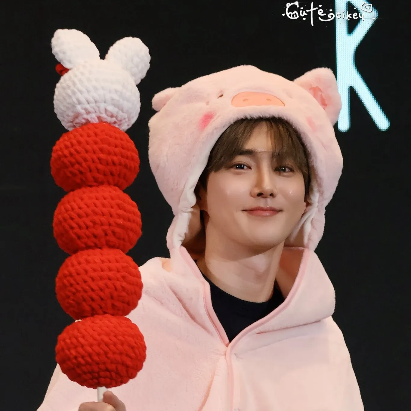 A moment captured by Suho (EXO)'s fan