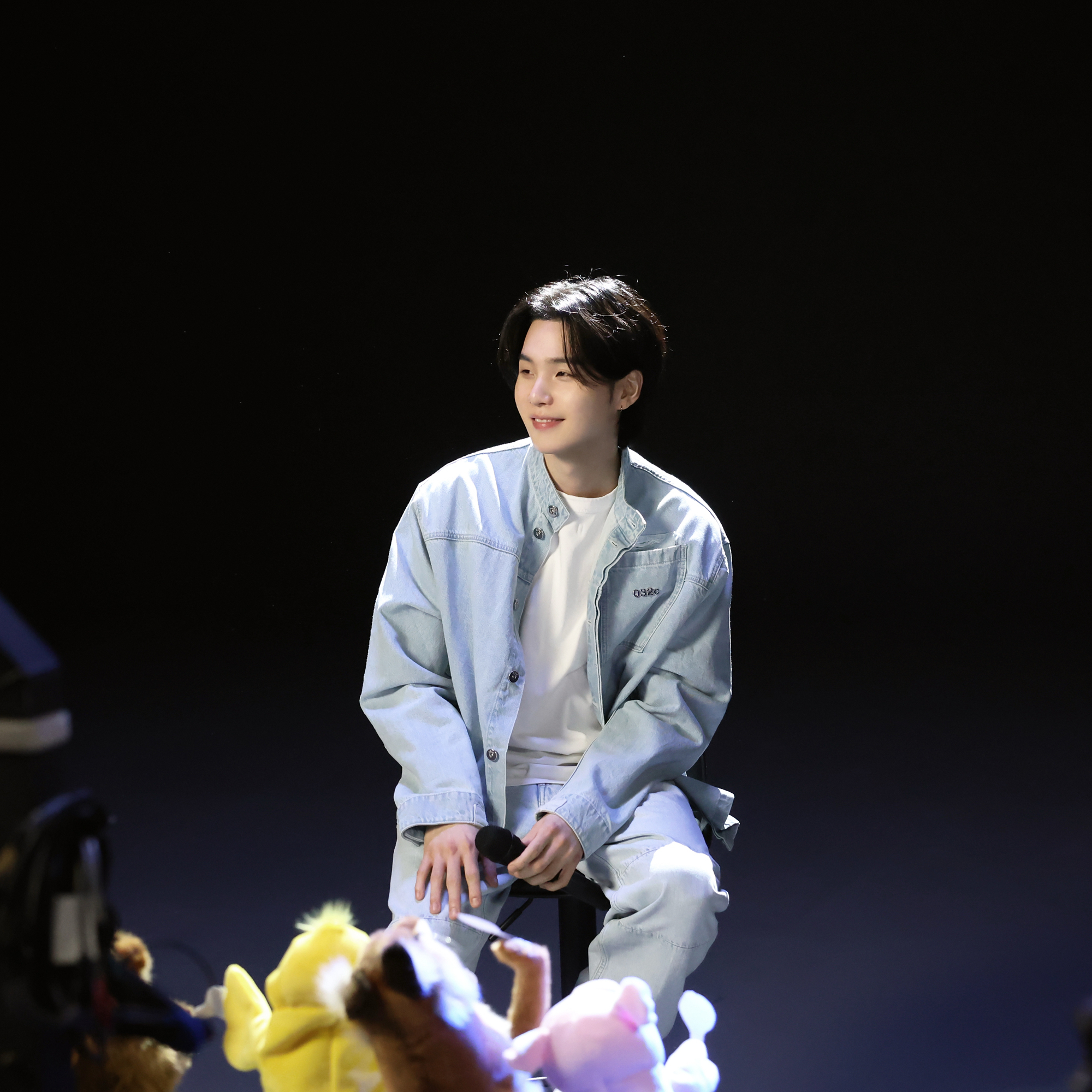 SUGA (防彈少年團)的幕後花絮