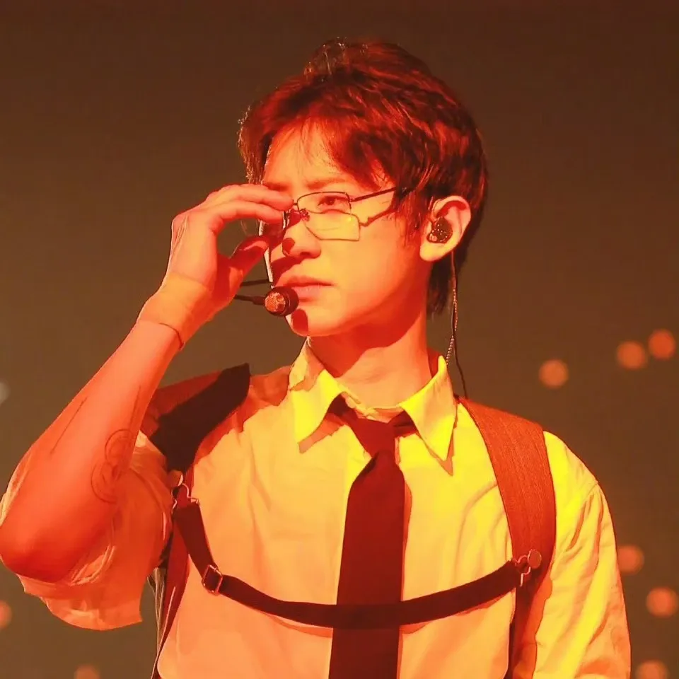 EXO 최근 활동샷