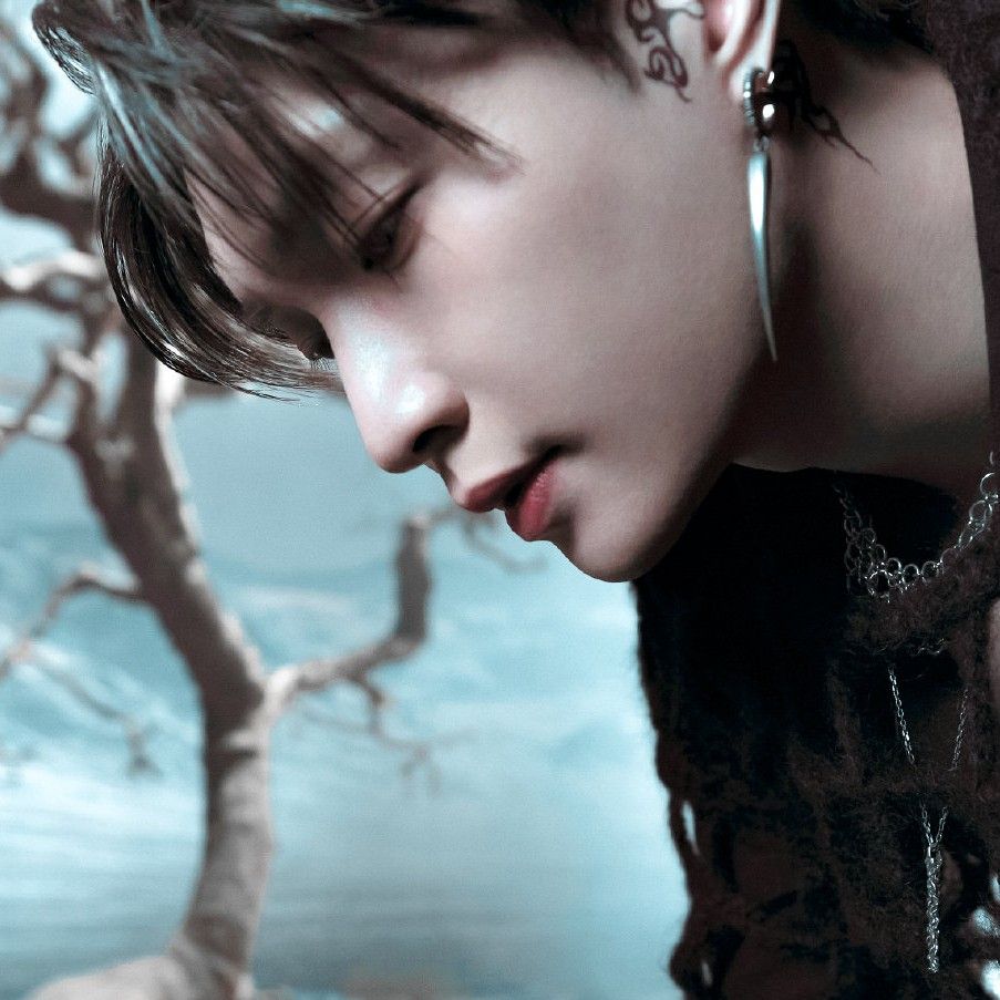 Potret di balik layar EXO