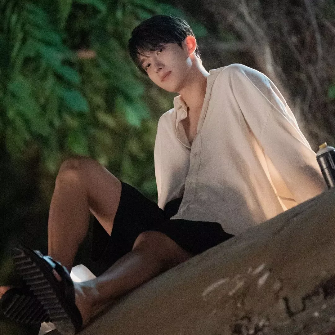 Behind-the-scenes cut of DK (SEVENTEEN)