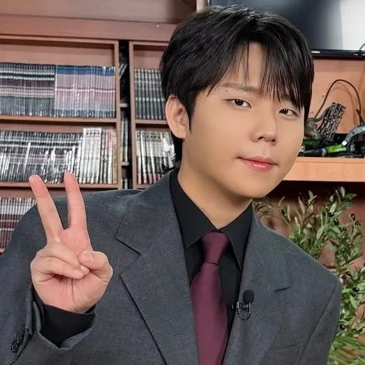 Recent activity shot of Jung Seunghwan