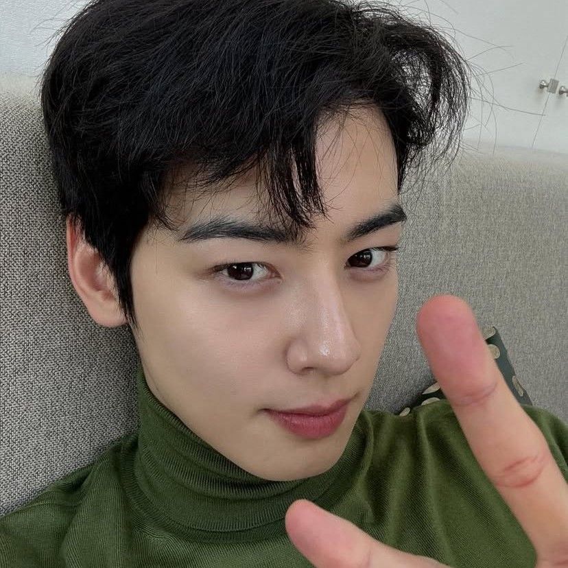 A moment captured by Eunwoo (ASTRO)'s fan