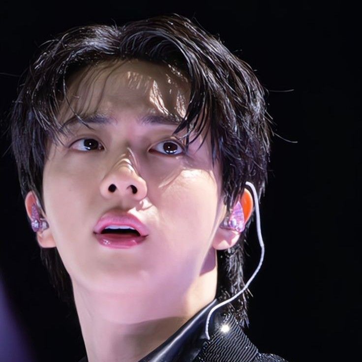 Momen yang diabadikan oleh penggemar Jin (BTS)