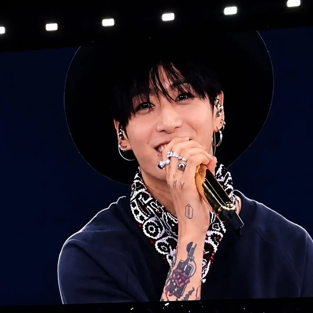 Momen yang diabadikan oleh penggemar Jungkook (BTS)