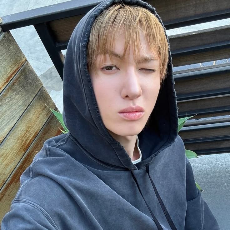 Martin (CORTIS)的最新照片