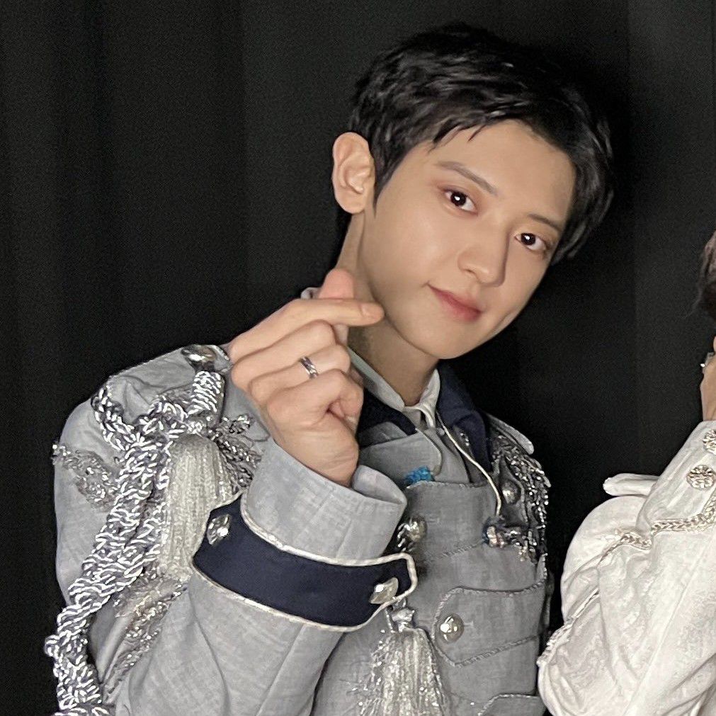 燦烈 (EXO)的最新活動照片