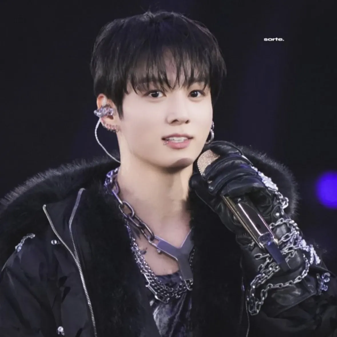 Latest photo of Jungkook (BTS)