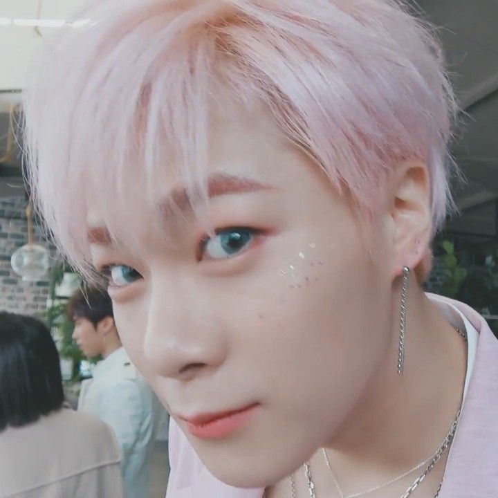 A moment captured by Moonbin (ASTRO)'s fan