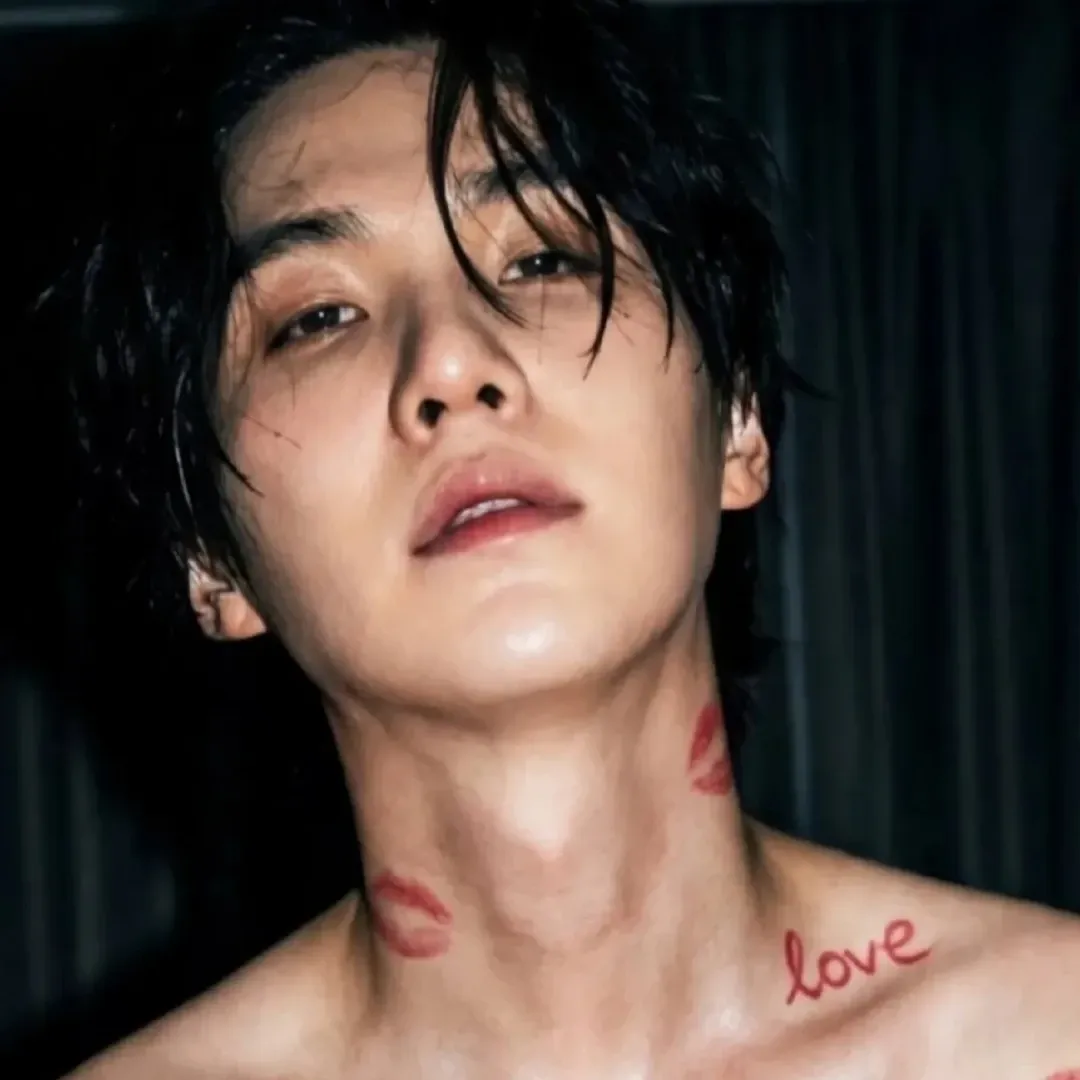 Foto aktivitas terbaru SUGA (BTS)