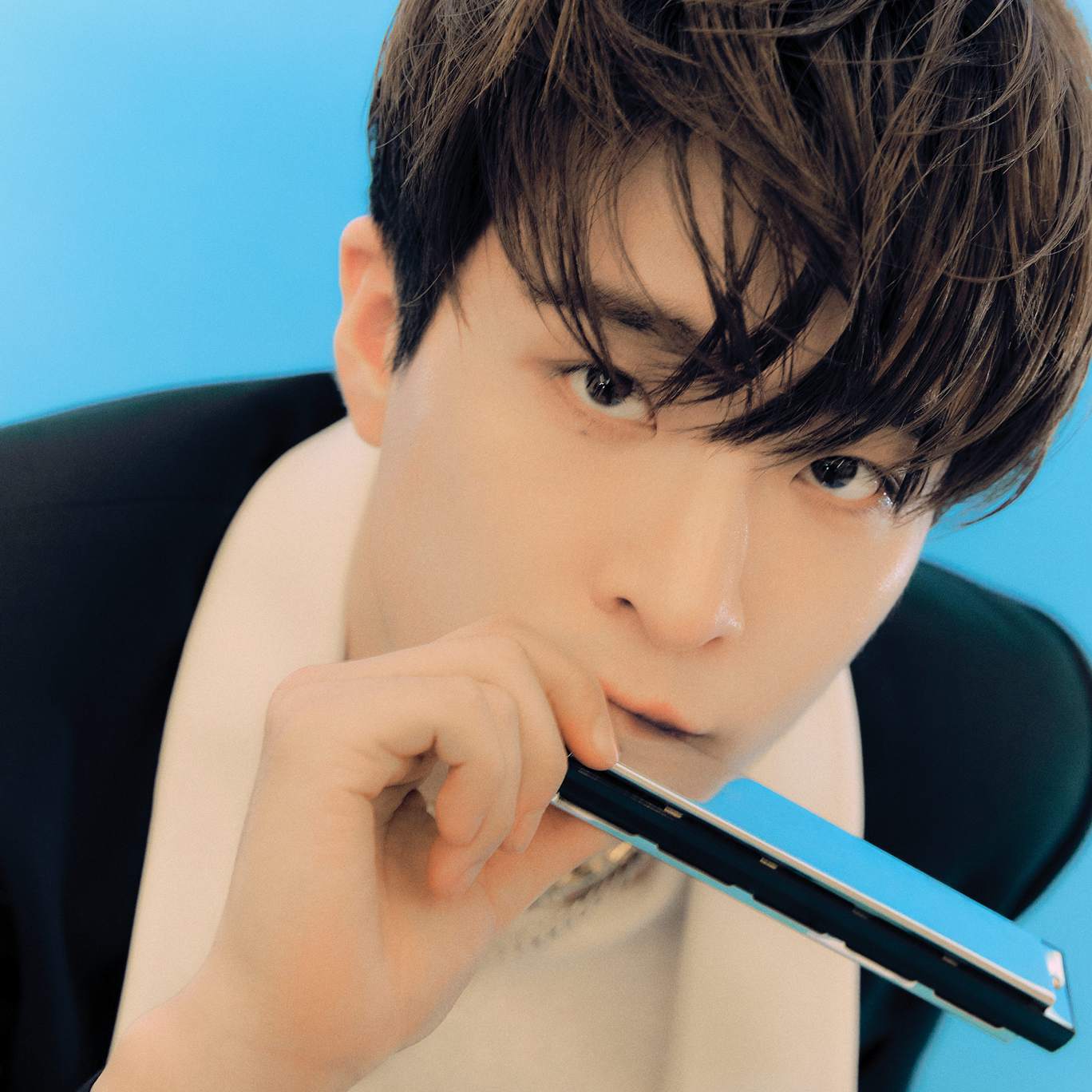 Behind-the-scenes cut of Youngjae (GOT7)