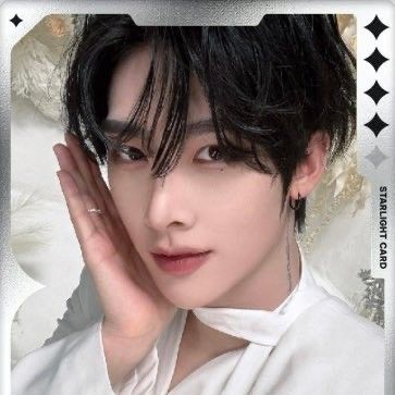 Foto aktivitas terbaru Ricky (ZEROBASEONE)