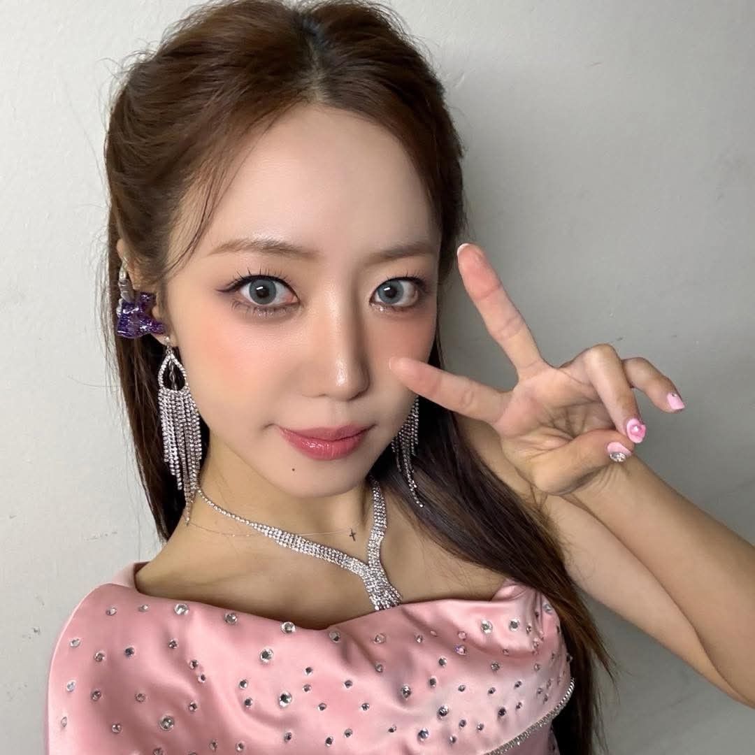 Foto terbaru Kim Namjoo (Apink)