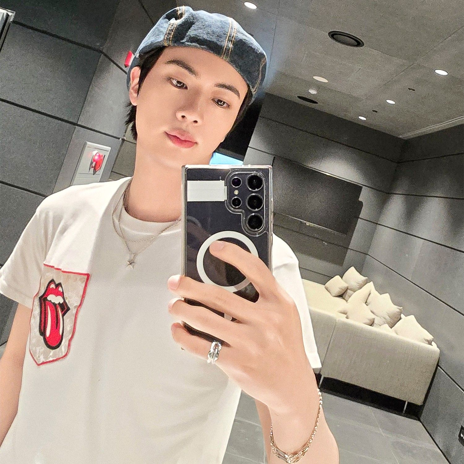 ジン (BTS)の舞台裏ショット