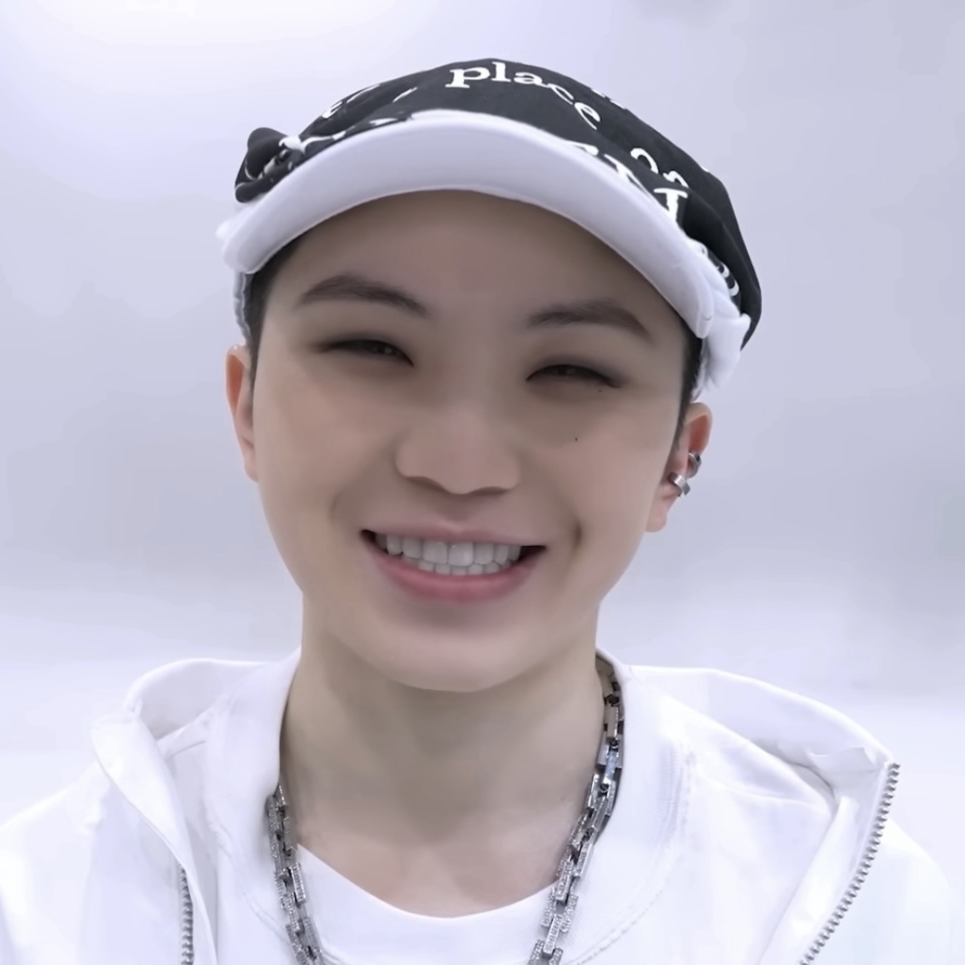 Behind-the-scenes cut of Woozi (SEVENTEEN)