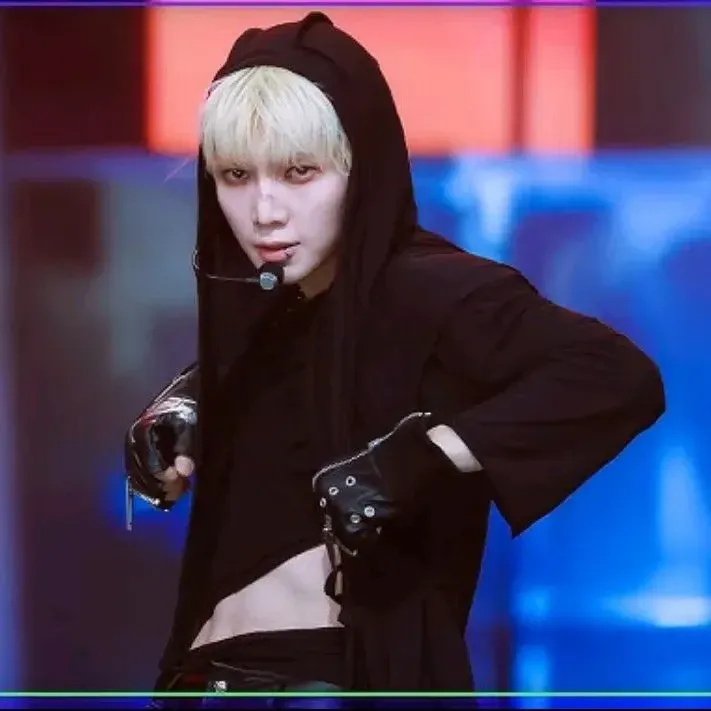 Recent activity shot of Yeosang (ATEEZ)