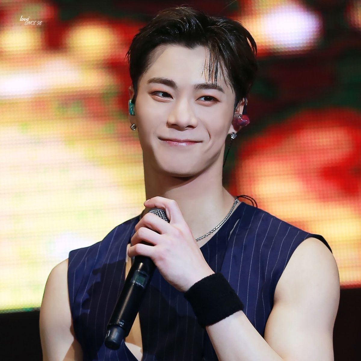 A moment captured by Moonbin (ASTRO)'s fan