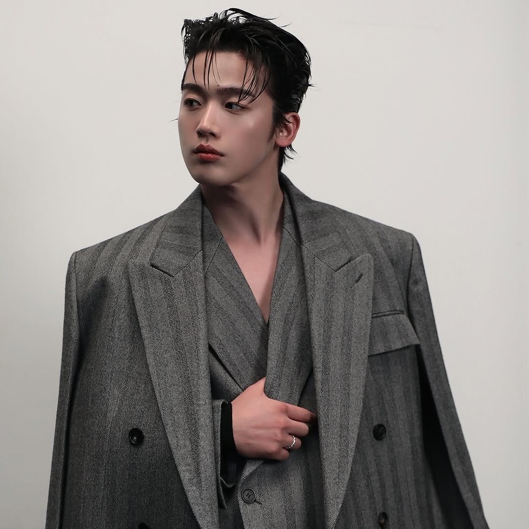 Behind-the-scenes cut of Kim Yohan (WEi)