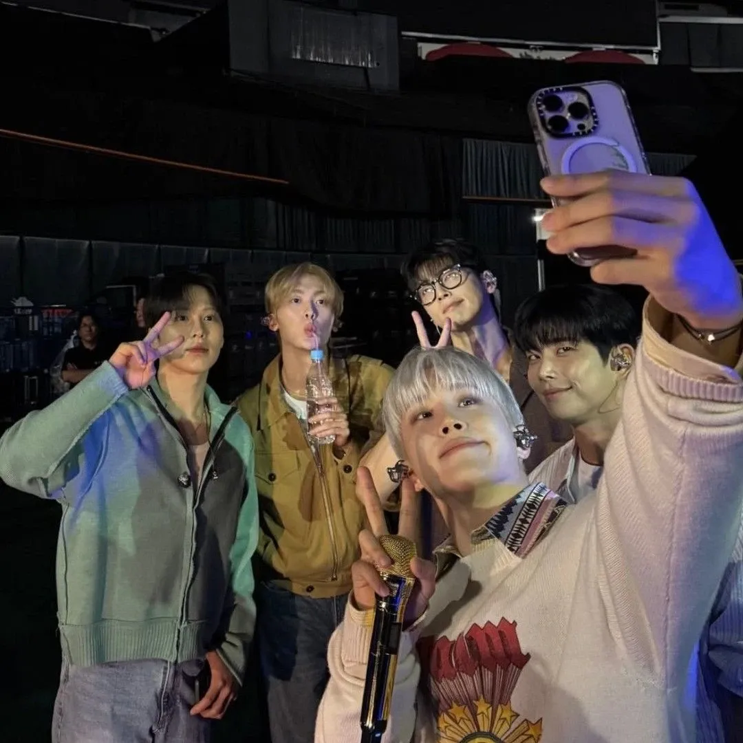 Foto aktivitas terbaru ASTRO