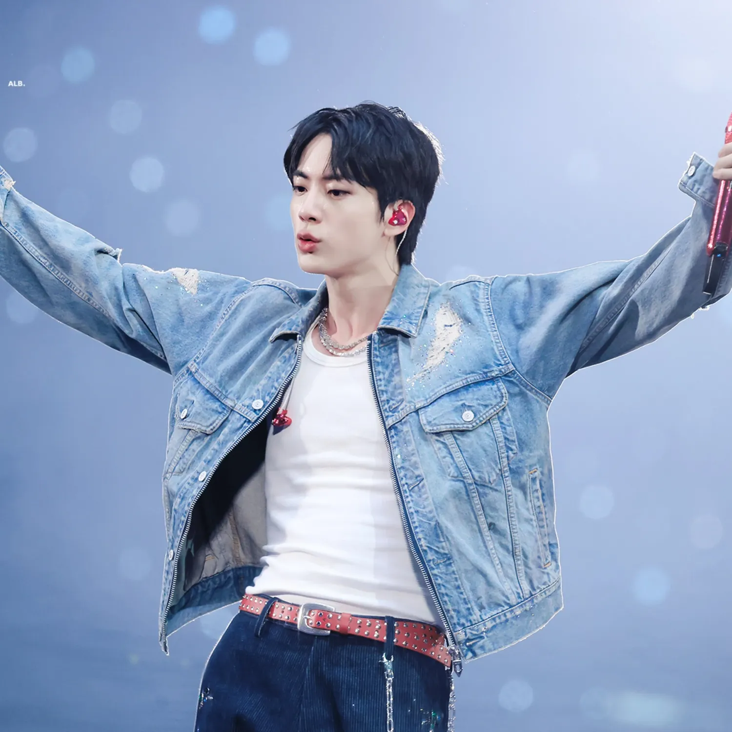 Behind-the-scenes cut of Jin (BTS)