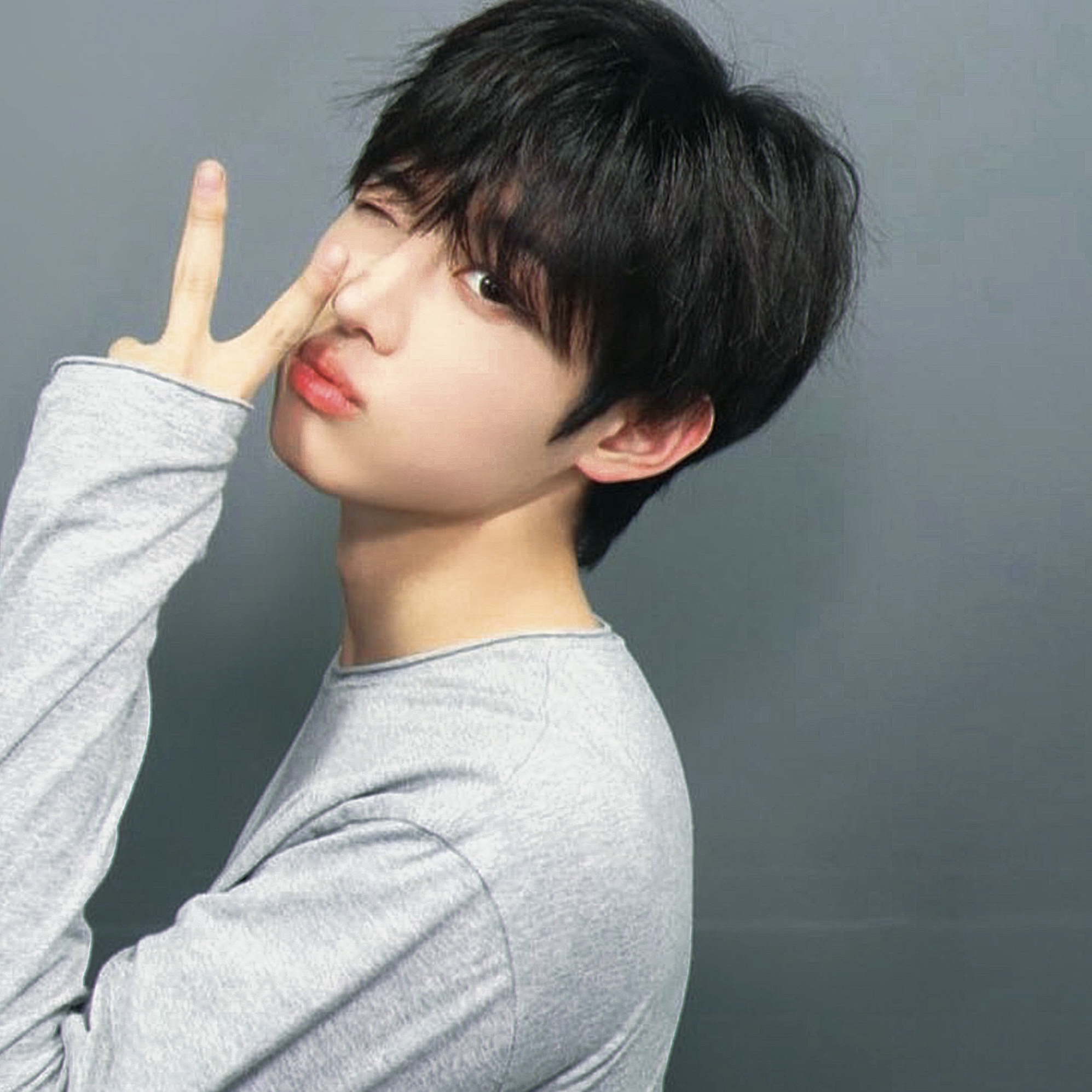 Recent activity shot of Jang yonghoon (IDID)