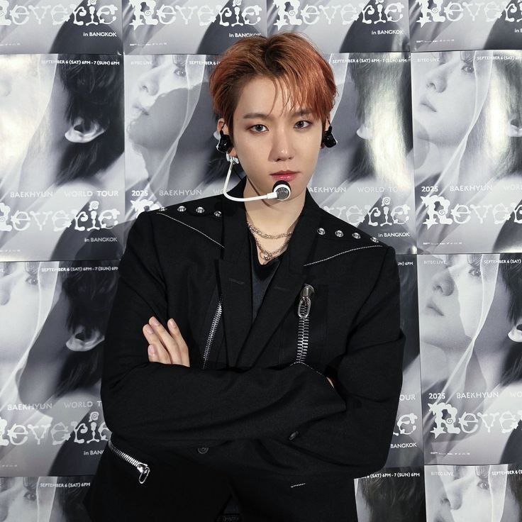 A moment captured by Baekhyun (EXO)'s fan