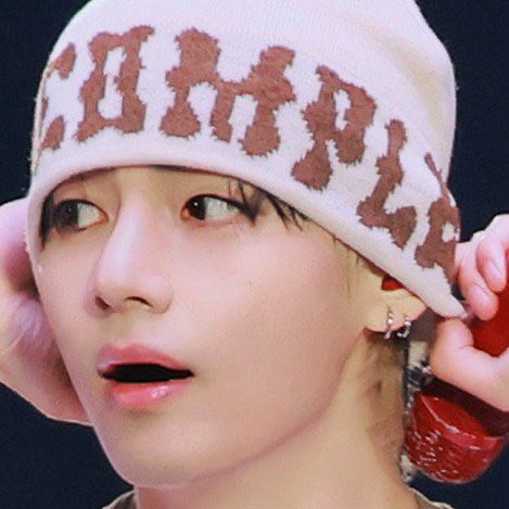 Latest photo of V (BTS)