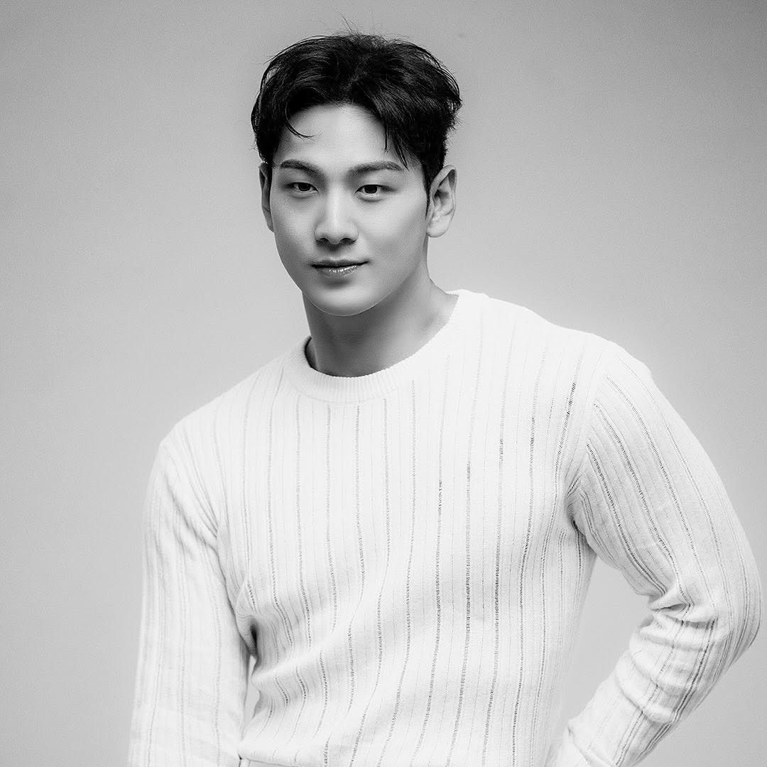 A moment captured by Baekho's fan