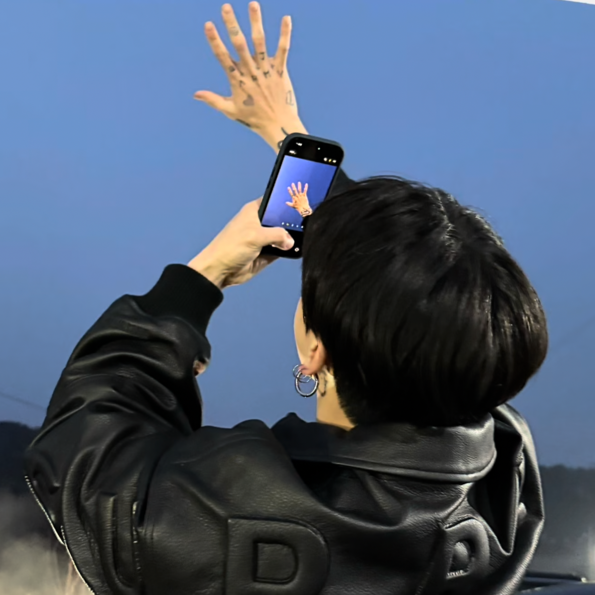 Momen yang diabadikan oleh penggemar Jungkook (BTS)