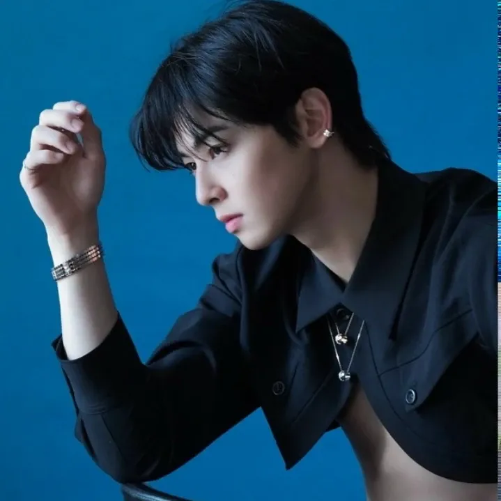 Latest photo of Eunwoo (ASTRO)