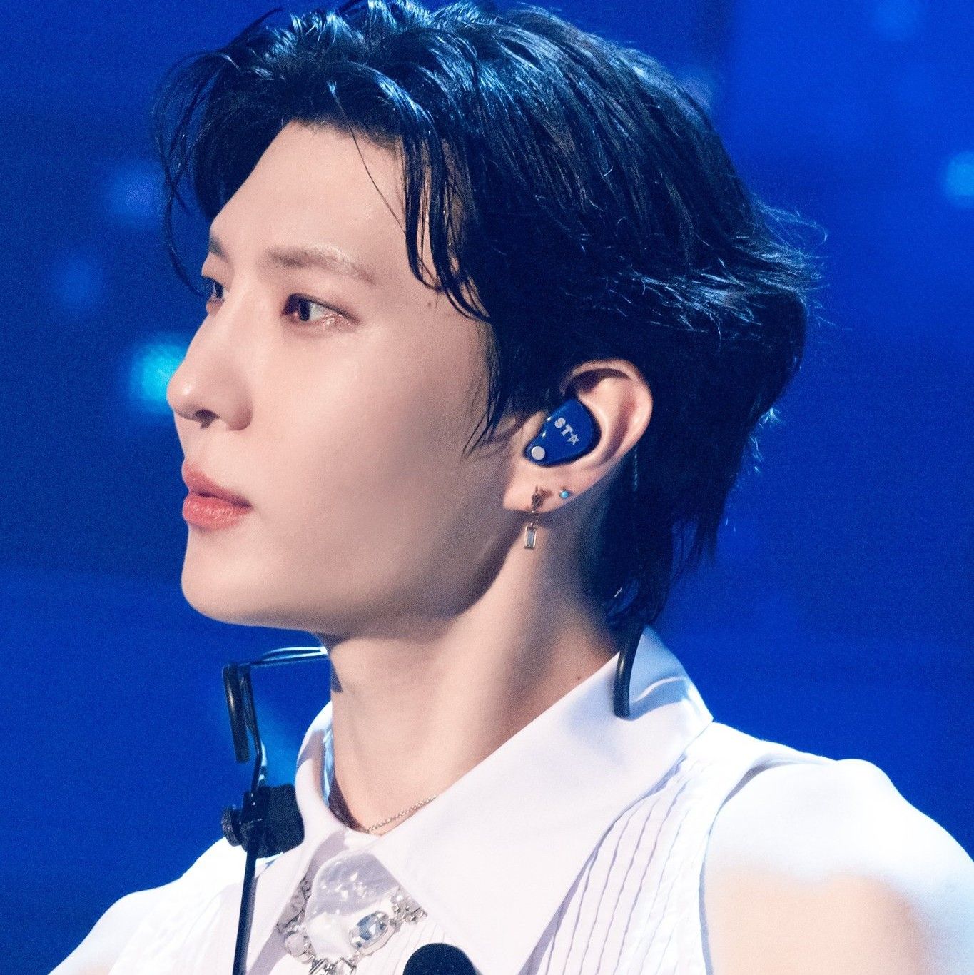 Feed komunitas K-pop terpanas hari ini