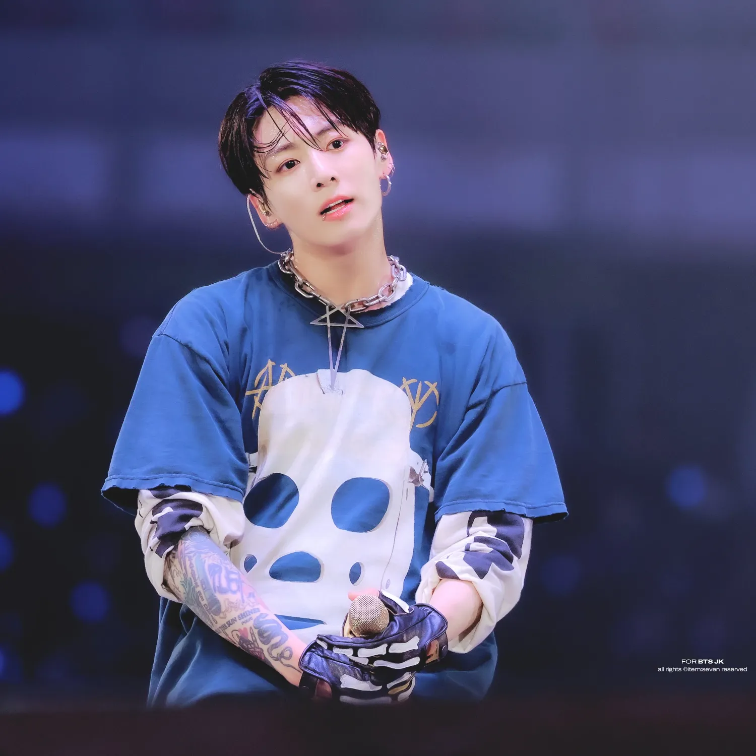 RM (防弹少年团)的最新活动照片