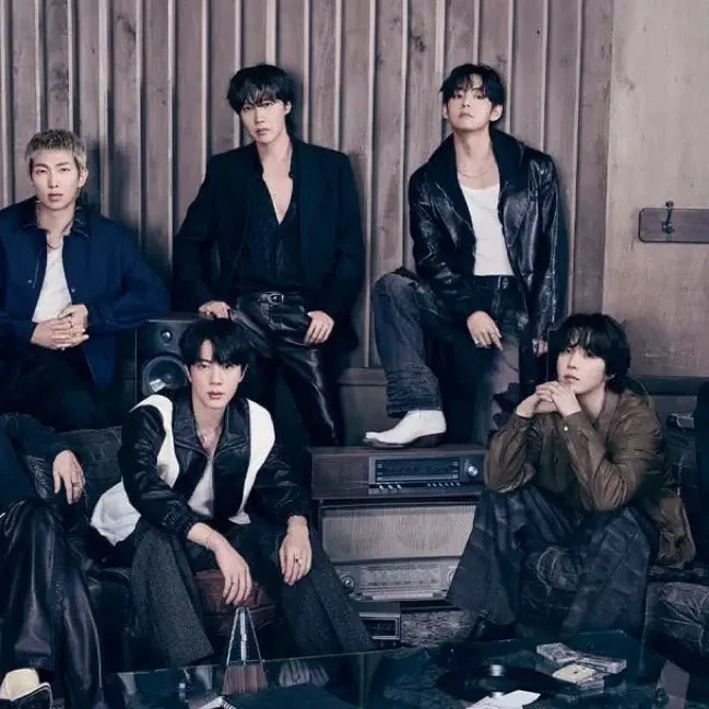 Foto aktivitas terbaru BTS