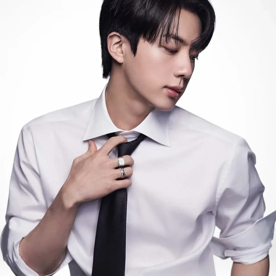 Foto terbaru Jin (BTS)