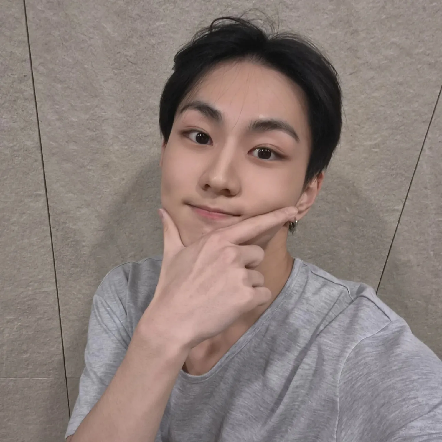 A moment captured by Jungwon (ENHYPEN)'s fan