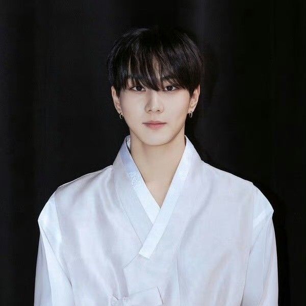 A moment captured by Jungwon (ENHYPEN)'s fan