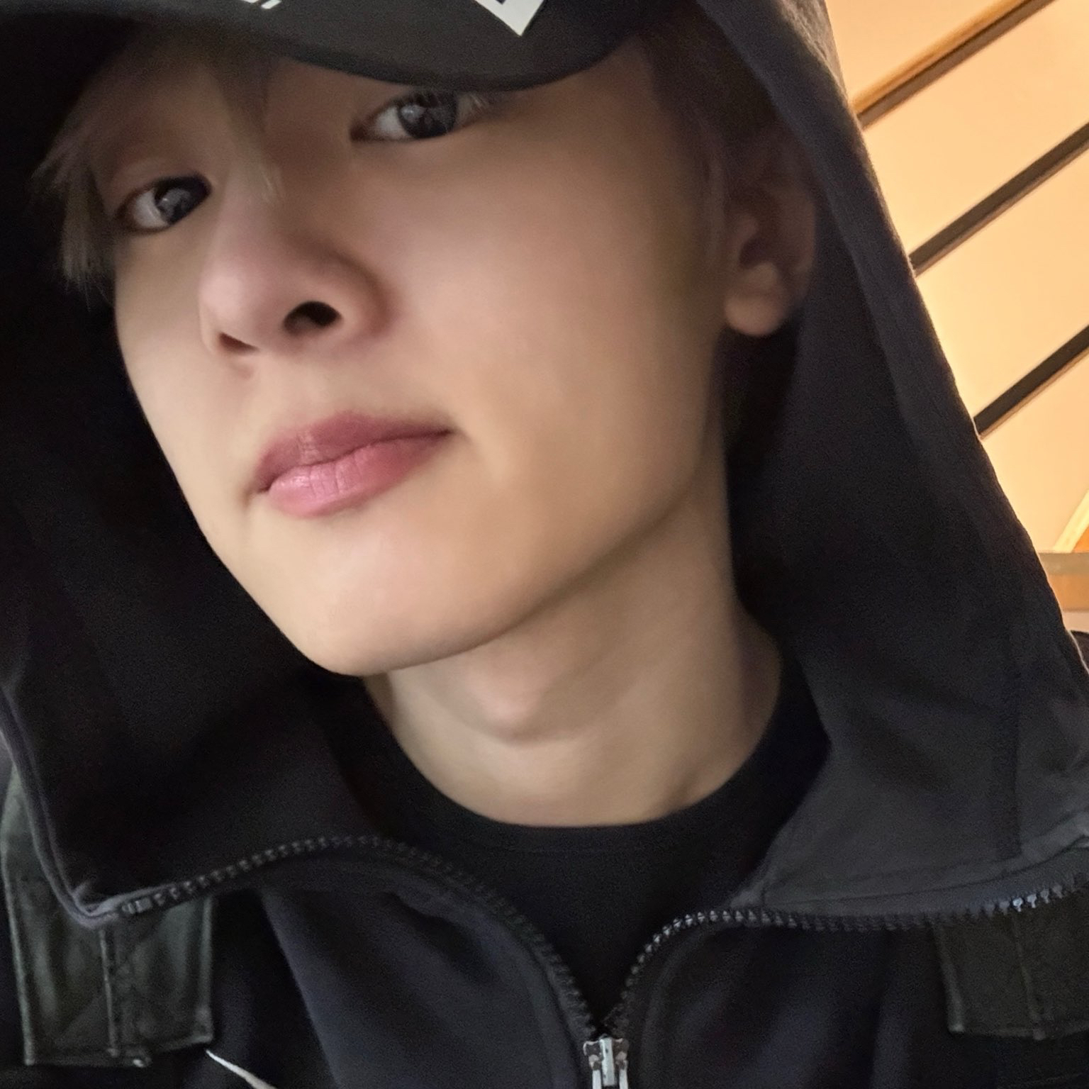 Behind-the-scenes cut of Woono (YOUNITE)