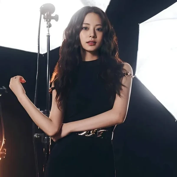 捕捉到子瑜 (TWICE)魅力的代表照片
