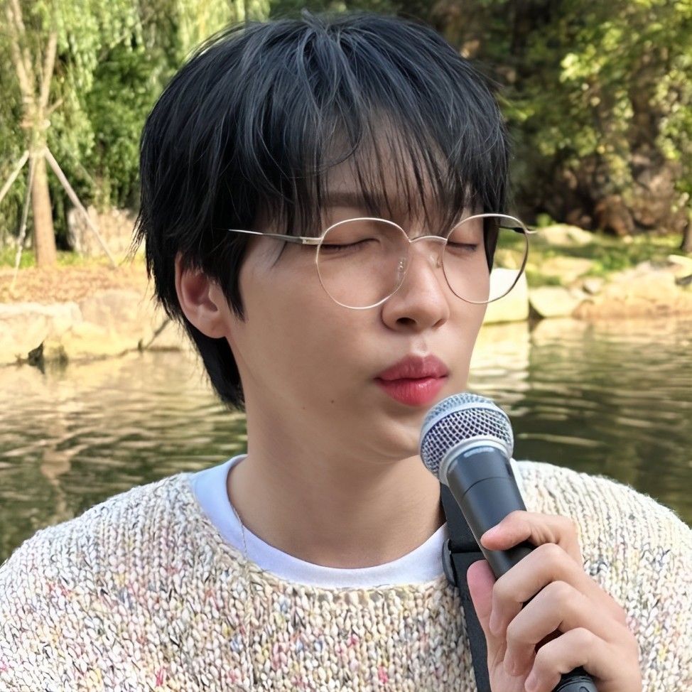 Behind-the-scenes cut of Jeong Sewoon
