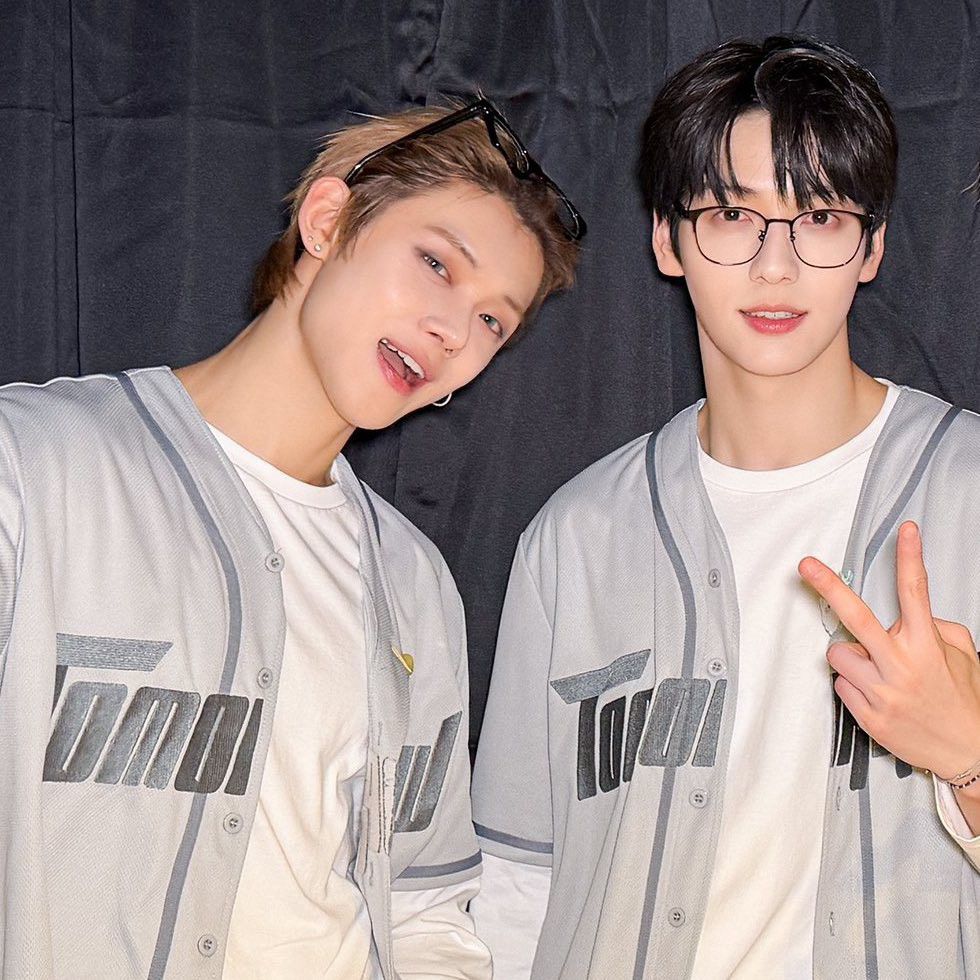 Foto terbaru TOMORROW X TOGETHER