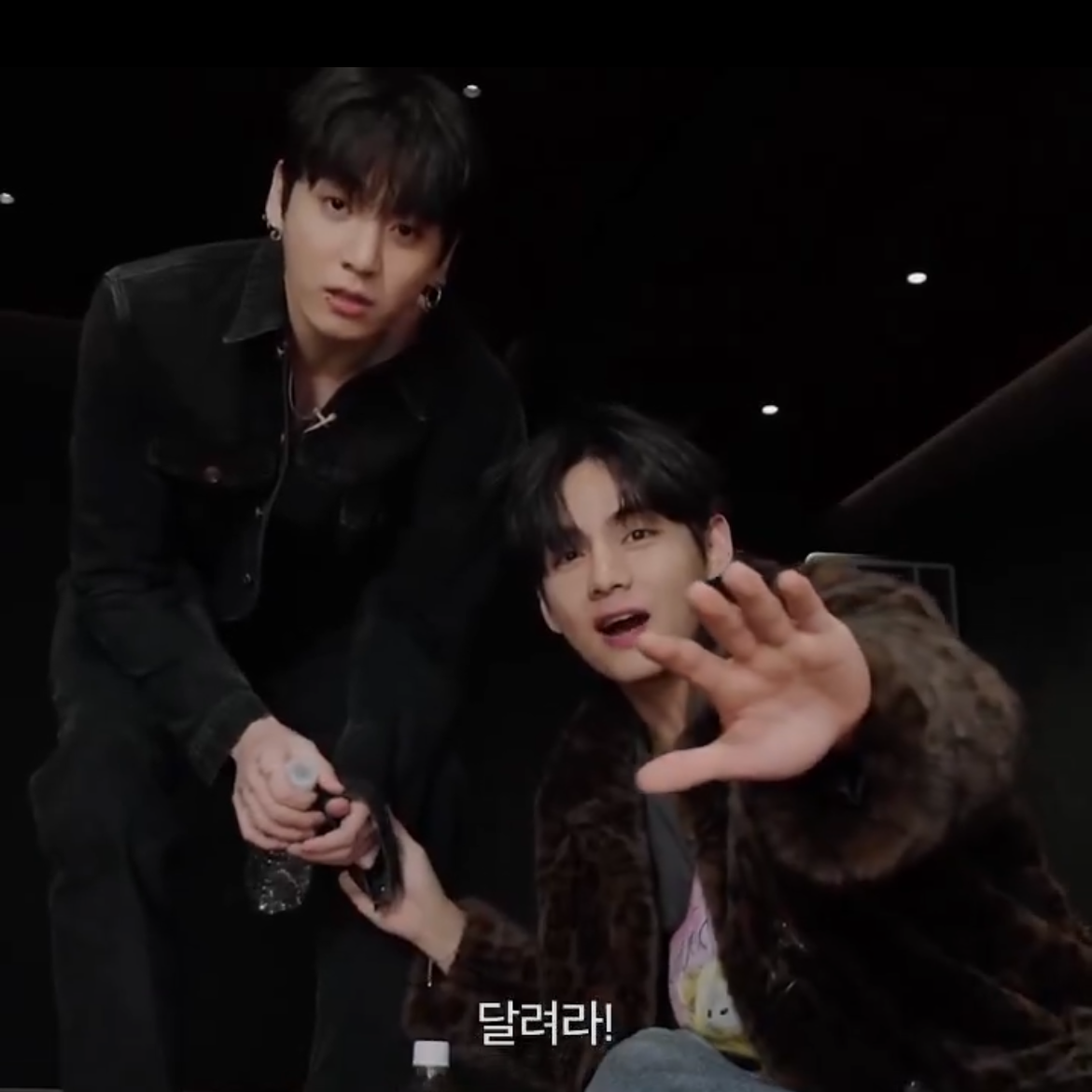 V (BTS)の最新写真