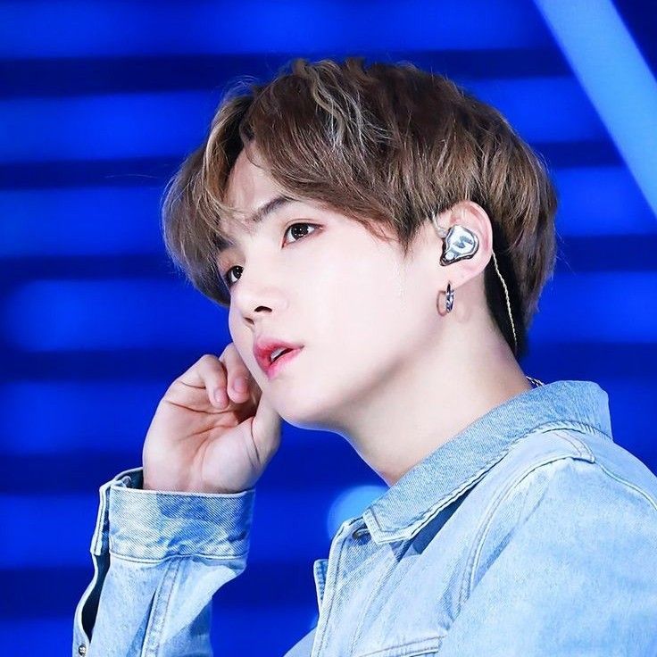 Latest photo of SUGA (BTS)