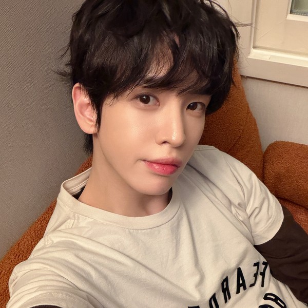 Popular profile picture of Allen (CRAVITY) loved by fans