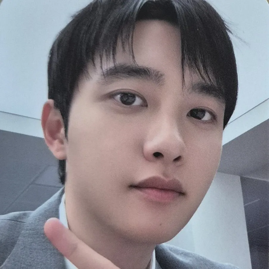 Behind-the-scenes cut of D.O. (EXO)