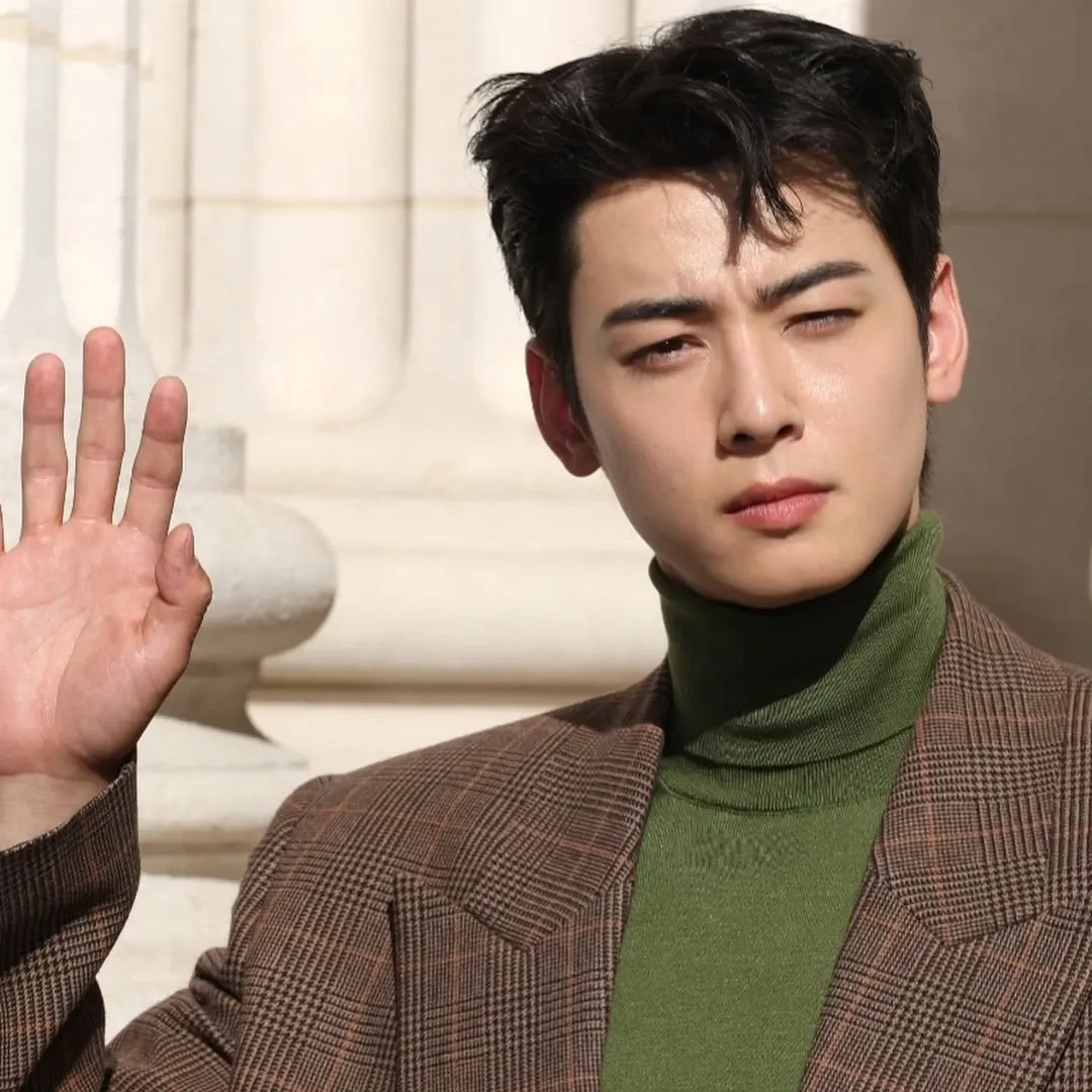 Latest photo of Eunwoo (ASTRO)