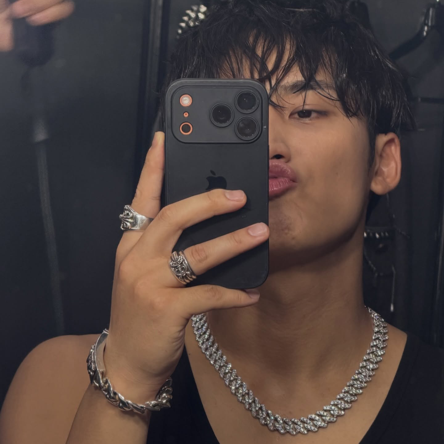 Latest photo of Mingyu (SEVENTEEN)