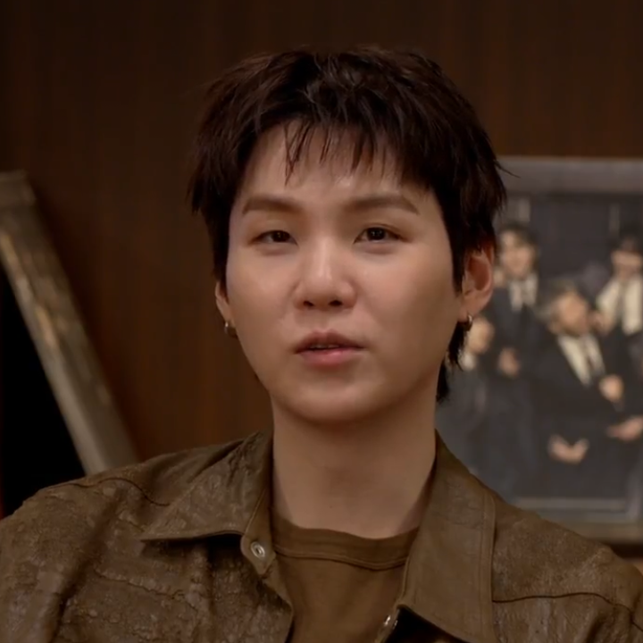 Foto terbaru SUGA (BTS)