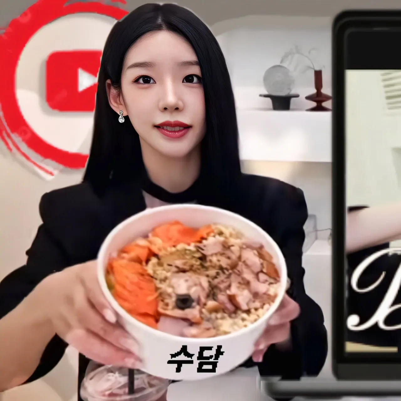 A moment captured by Soodam's fan